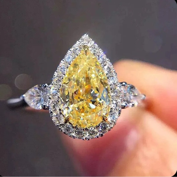 .925 Sterling Silver 2 ct Pear Cut Yellow Sapphire & White Sapphire Ring - Picture 2 of 11